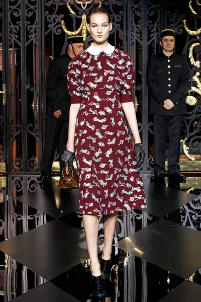 Look 35